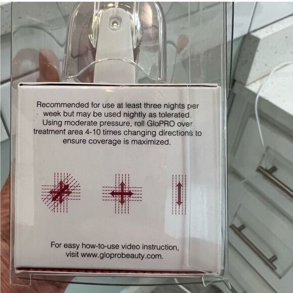 BeautyBio GloPRO Body MicroTip Attachment in red- new in box - Picture 6 of 6